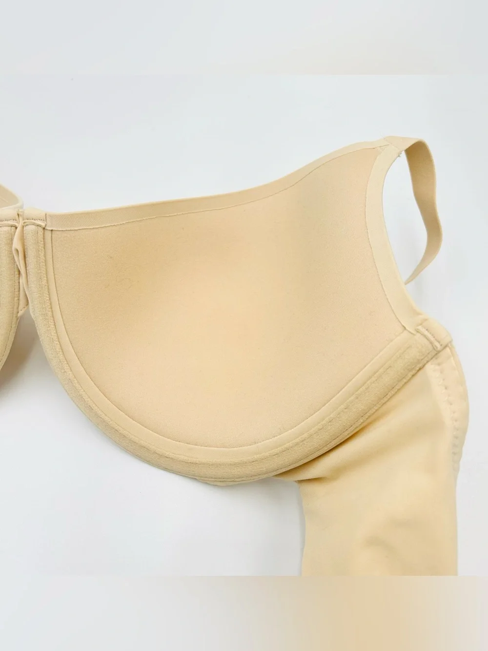 SKIMS Fits Everybody T-Shirt Bra size 38D New Sand Underwire Nude Seamless - Picture 6 of 8